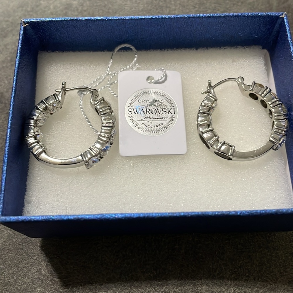 Swarovski Hoop Earrings Crystals Round Cut NEW